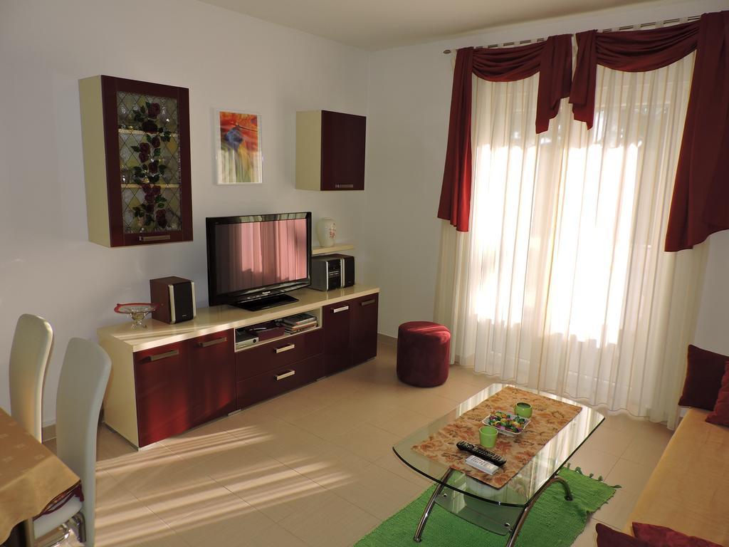 Apartman Legin Fazana Exterior photo